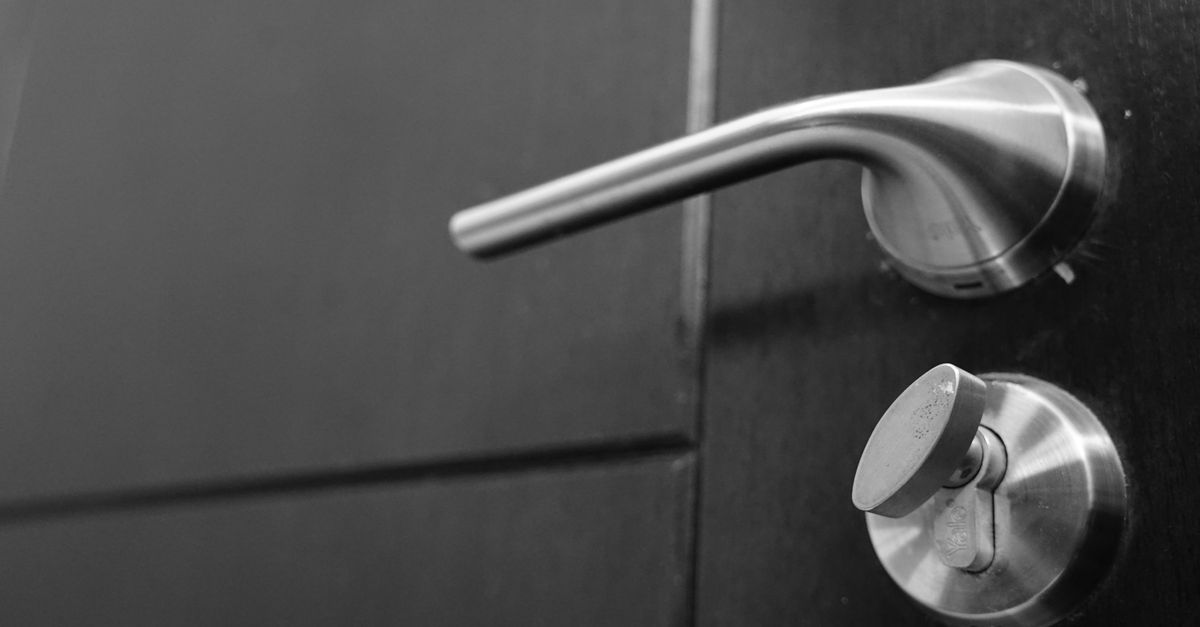 door security hardware — Hueytown Locksmiths