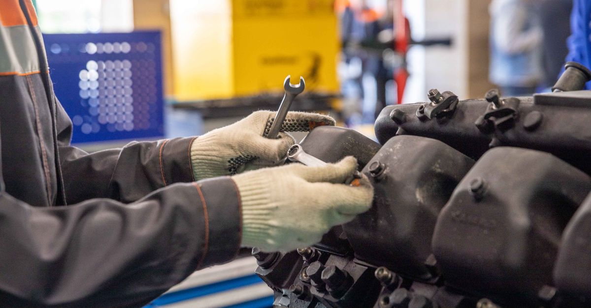 locksmith service technician — Hueytown Locksmiths